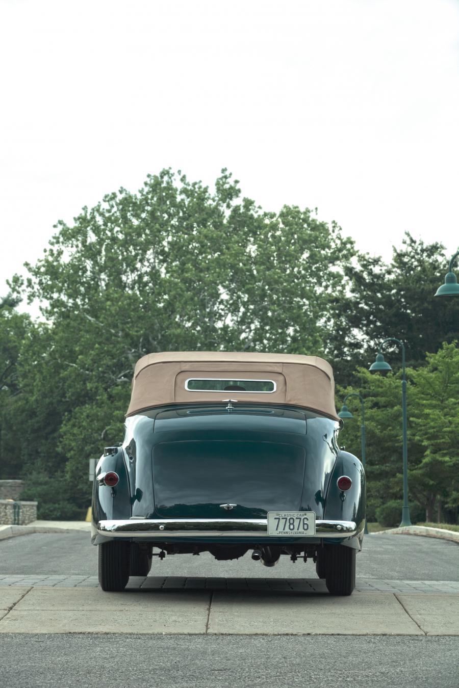  Packard Six Rumble Seat Convertible Coupe 1937 года  (фото 13 из 20)